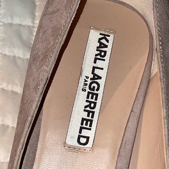 NIB- KARL LAGERFELD PARIS TAUPE LEATHER RHINESTONE BLOCK HEELS SZ 9.5 “Solaine” - Picture 2 of 11